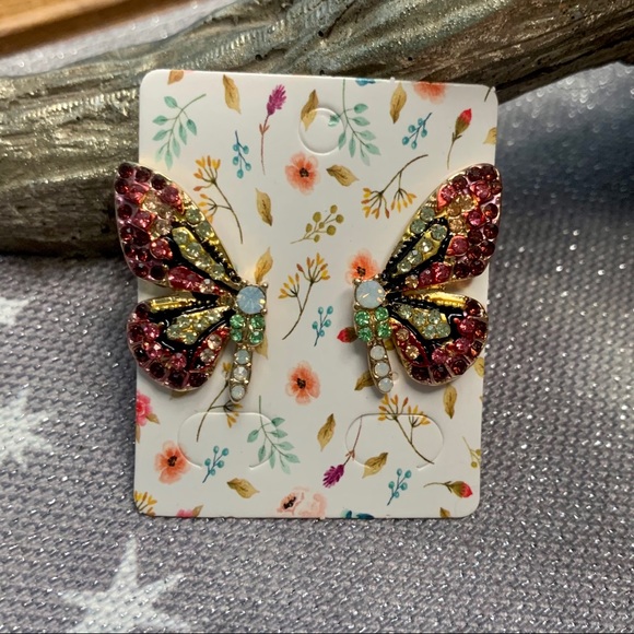 Pave Butterfly Wings Golden Earrings NEW - Picture 6 of 12